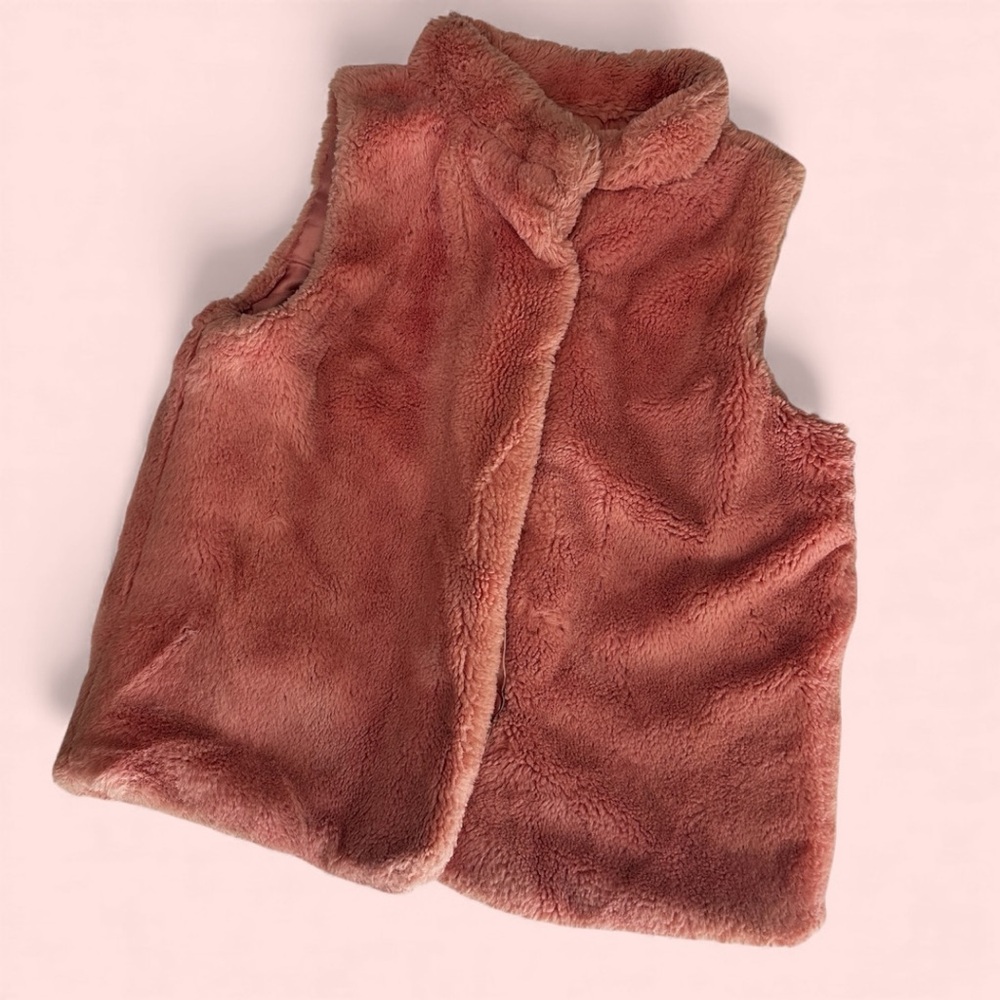 5x$25 Like New Epic Threads Dusty Rose Faux Fur Vest, 6X